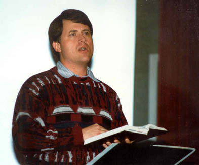 Randy speaking at an EPM Dessert in 1993